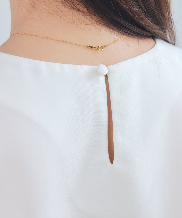 手洗い可Vネック上品きれいめエレガントフォーマルオフィスカジュアルフレアフリル体型カバーフェミニンジョイントスペース