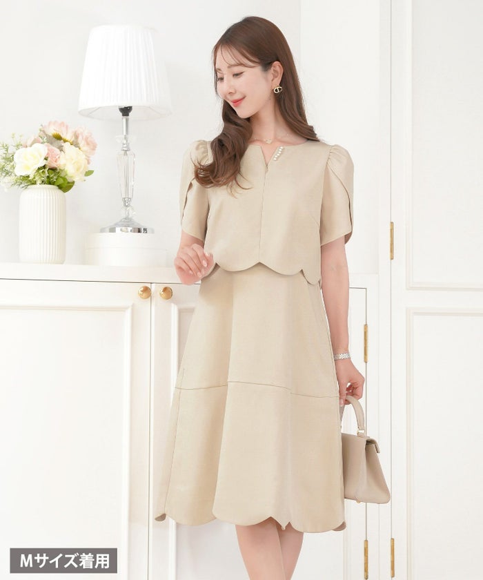 レディース/ワンピース/M/L/サイズ展開/スカラップ/セパレート風/膝丈/膝下丈/半袖/チューリップスリーブ/フレア/ゆとり/ゆったり/妊婦/産前産後/フロントファスナー/パール/授乳/ママ/授業参観/お宮参り/オケージョン/ピンクベージュ/ネイビー