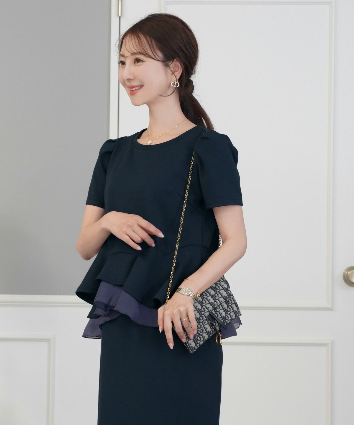 レディース/トップス/カットソー/ペプラム/ダンボールニット/もっちり/伸縮/シアー/オーガンジー/透け感/タック/イレヘム/アシメ/レイヤード/半袖/体型カバー/セットアップ/春/夏/秋/アイボリー/ダスティピンク/ネイビー/ピンク/配色/フェミニン/エレガント/上品/カジュアル