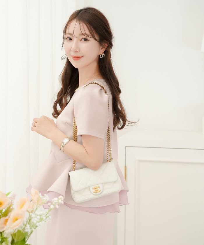 レディース/トップス/カットソー/ペプラム/ダンボールニット/もっちり/伸縮/シアー/オーガンジー/透け感/タック/イレヘム/アシメ/レイヤード/半袖/体型カバー/セットアップ/春/夏/秋/アイボリー/ダスティピンク/ネイビー/ピンク/配色/フェミニン/エレガント/上品/カジュアル