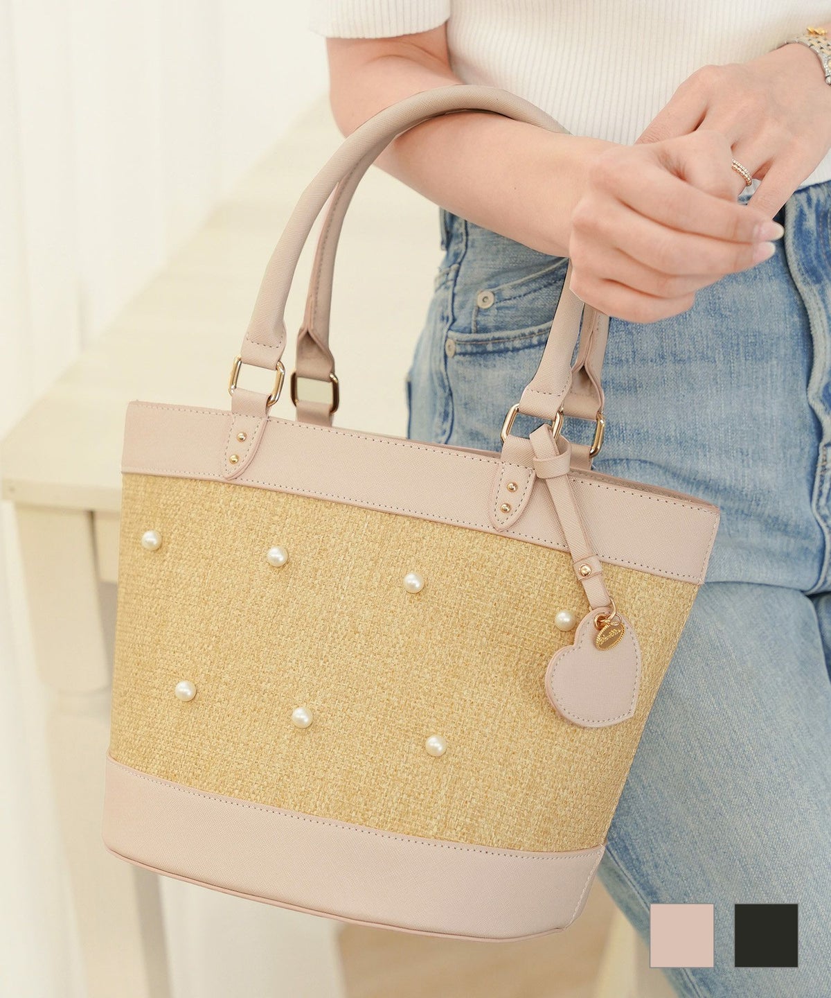 ハートチャーム付きパールスタッズカゴバックlerevevanillerピンク/ブラック