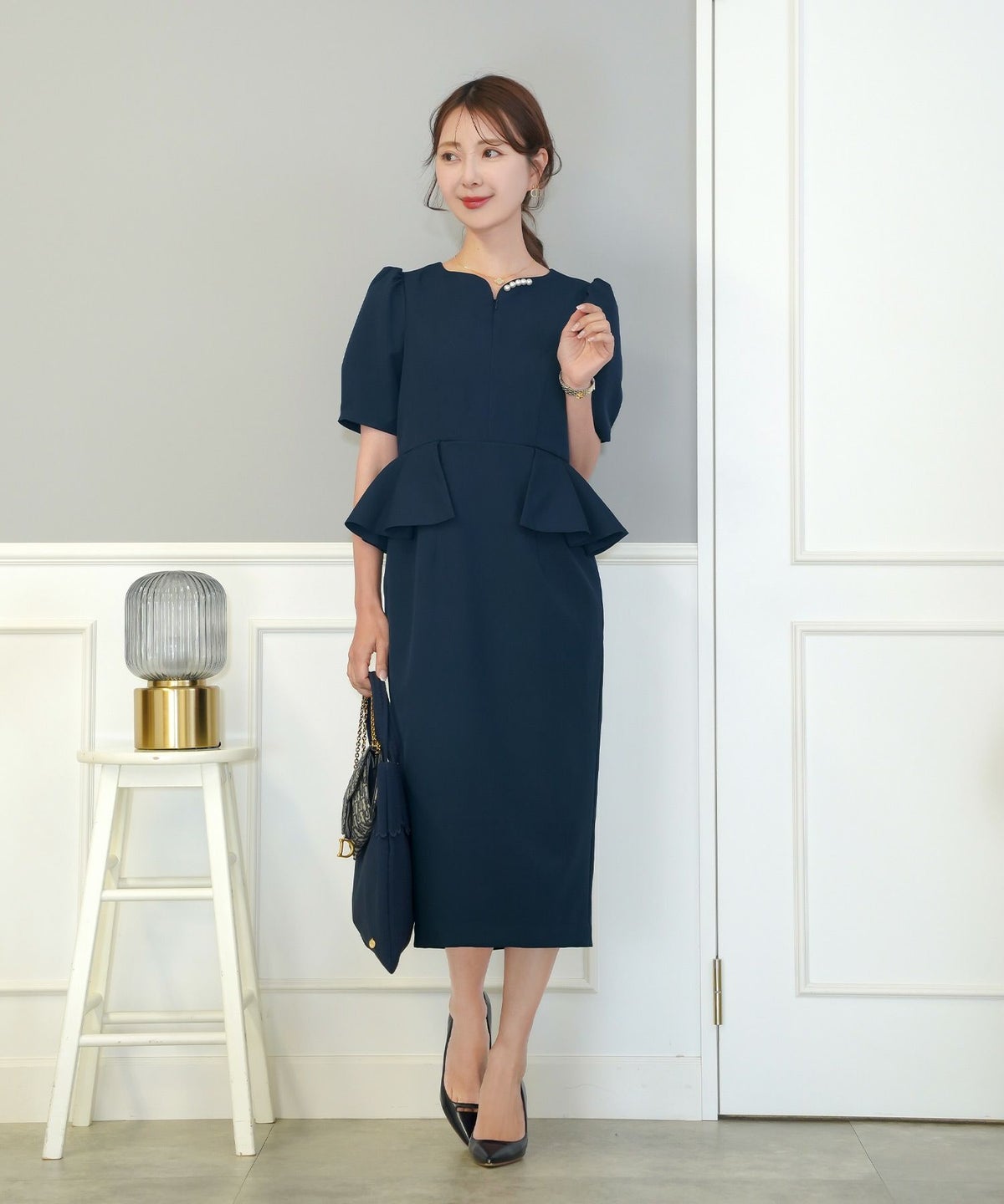 レディース/ワンピース/タイト/ペプラム/フロントファスナー/ハートネック/半袖/タック/スリット/シルエット/入卒園/授業参観/お宮参り/オケージョン/キレイ/綺麗/夏/春/体型カバー/ペプラム/ウエストゴム/上品/エレガント/フェミニン/20代/30代/40代/ママ/母/