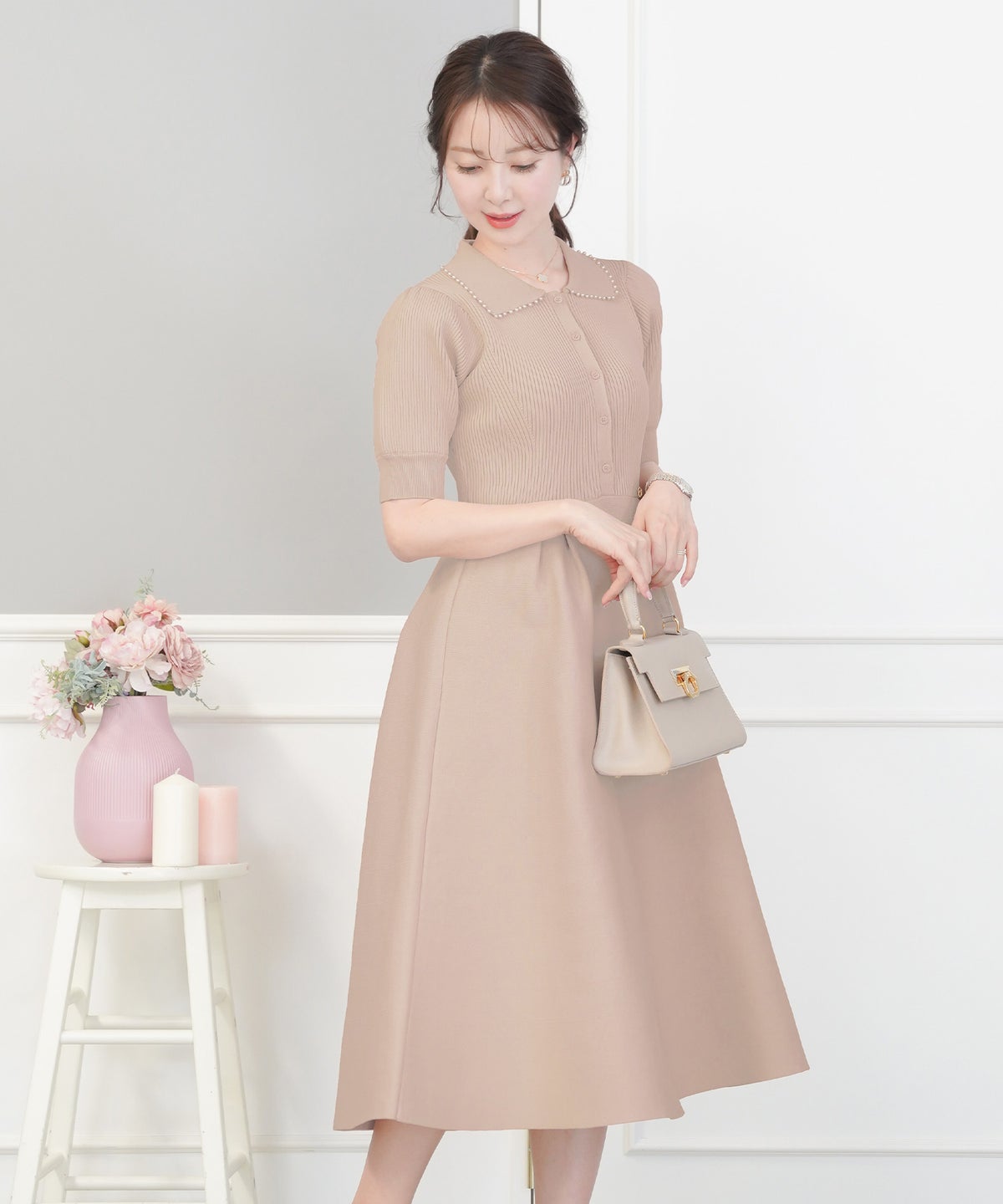 レディース ワンピース ニットワンピース ニット 襟 パール パールトリム リブ編み ロング ミモレ フレアシルエット タック 前あき ブルーグレー ラベンダー ピンクベージュ ネイビー 上品 エレガント フェミニン 大人 ヒット リニューアル 半袖 新色 ブラウン ミント 春 夏 SS