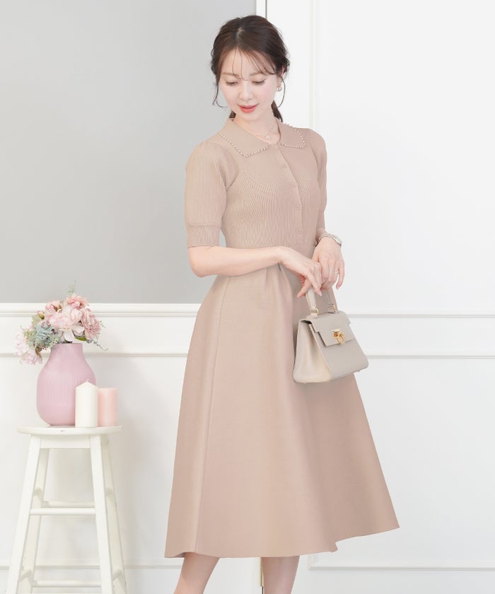 レディース ワンピース ニットワンピース ニット 襟 パール パールトリム リブ編み ロング ミモレ フレアシルエット タック 前あき ブルーグレー ラベンダー ピンクベージュ ネイビー 上品 エレガント フェミニン 大人 ヒット リニューアル 半袖 新色 ブラウン ミント 春 夏 SS