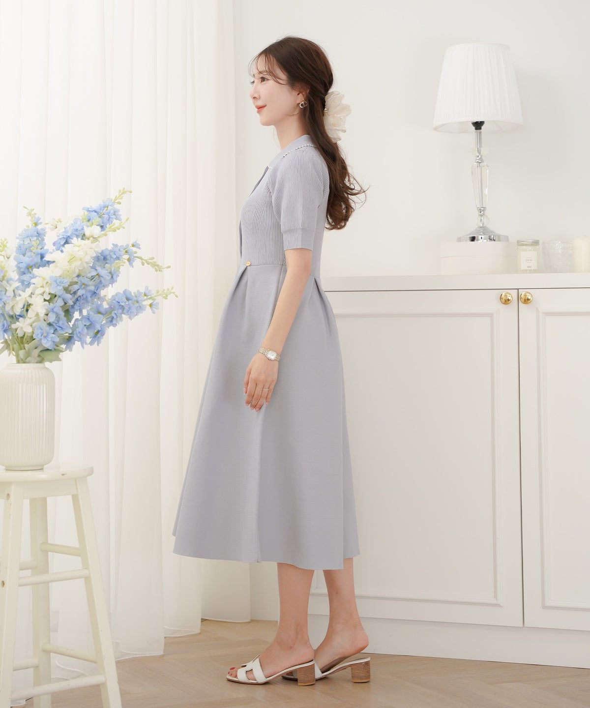 レディース ワンピース ニットワンピース ニット 襟 パール パールトリム リブ編み ロング ミモレ フレアシルエット タック 前あき ブルーグレー ラベンダー ピンクベージュ ネイビー 上品 エレガント フェミニン 大人 ヒット リニューアル 半袖 新色 ブラウン ミント 春 夏 SS