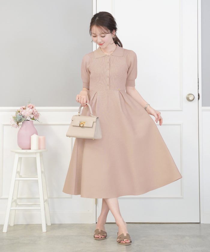 レディース ワンピース ニットワンピース ニット 襟 パール パールトリム リブ編み ロング ミモレ フレアシルエット タック 前あき ブルーグレー ラベンダー ピンクベージュ ネイビー 上品 エレガント フェミニン 大人 ヒット リニューアル 半袖 新色 ブラウン ミント 春 夏 SS
