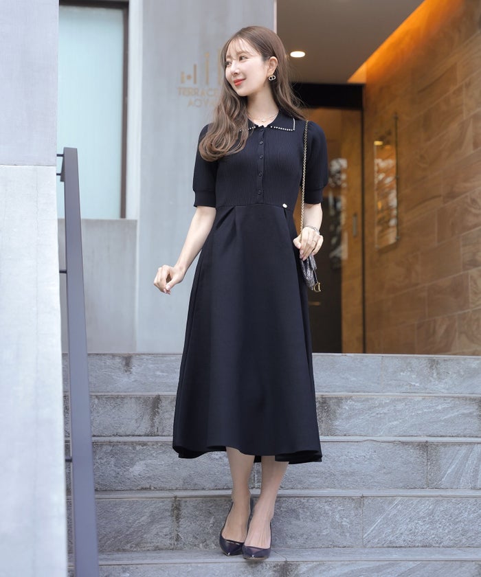 レディース ワンピース ニットワンピース ニット 襟 パール パールトリム リブ編み ロング ミモレ フレアシルエット タック 前あき ブルーグレー ラベンダー ピンクベージュ ネイビー 上品 エレガント フェミニン 大人 ヒット リニューアル 半袖 新色 ブラウン ミント 春 夏 SS