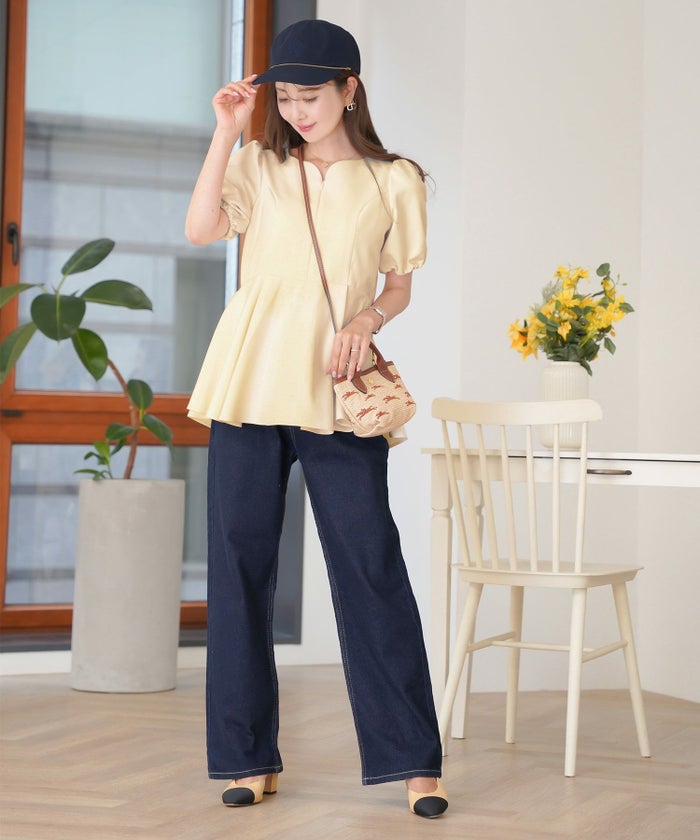 レディース/トップス/ブラウス/フロントファスナー/ハートネック/半袖/袖ゴム/ペプラムシルエット/パネルライン/体型カバー/袖口ゴム/授乳/ママ/フレアシルエット/イエロー/バターイエロー/ピンクベージュ/ブラック/上品/エレガント/フェミニン/シンプル/