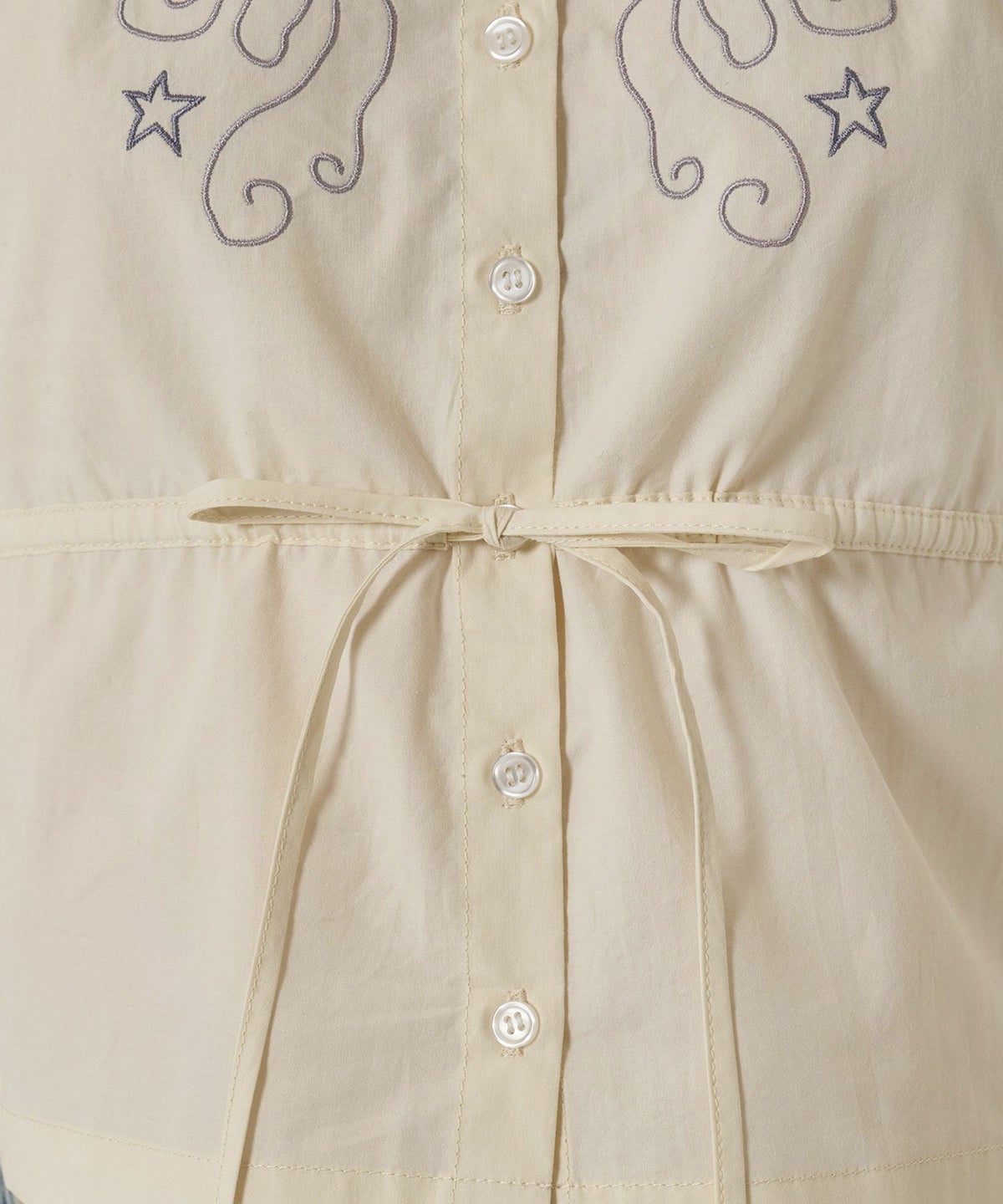 トップス/ブラウス/半袖/刺繍/クリーム