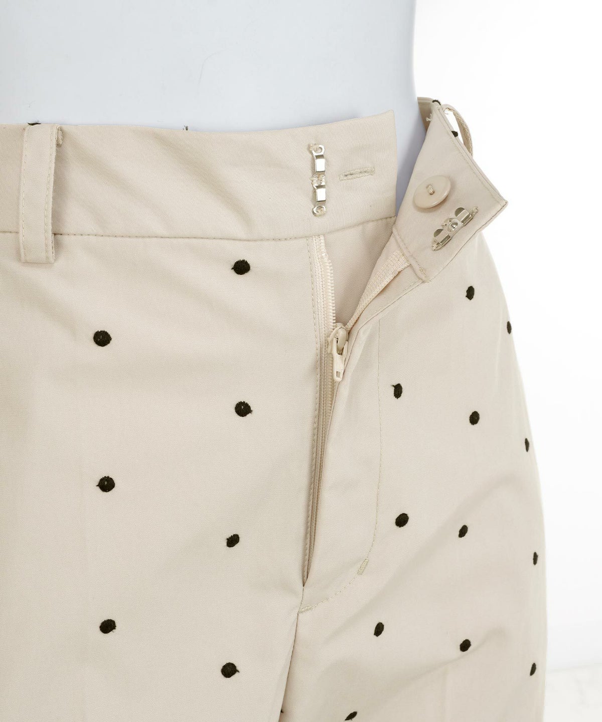 手洗い可セットアップ対応可水玉かわいい上品きれいめ大人カジュアルオフィスフォーマルフェミニン美脚ジョイントスペース