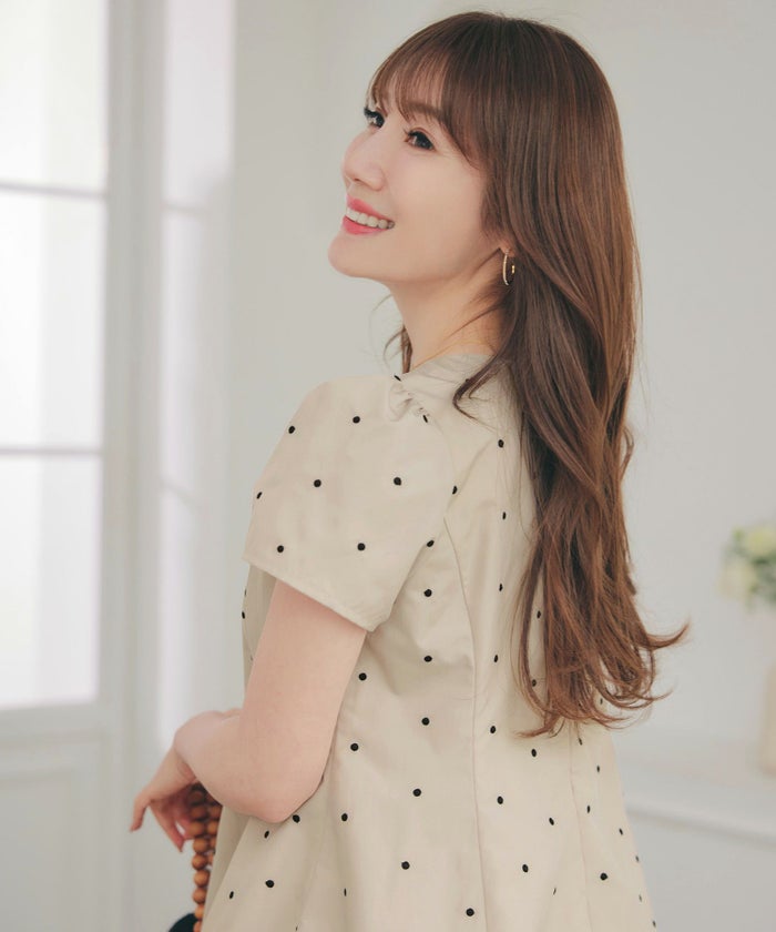 手洗い可 セットアップ対応可 水玉 かわいい 上品 きれいめ 大人カジュアル オフィス フォーマル フェミニン 体型カバー Vネック ジョイントスペース