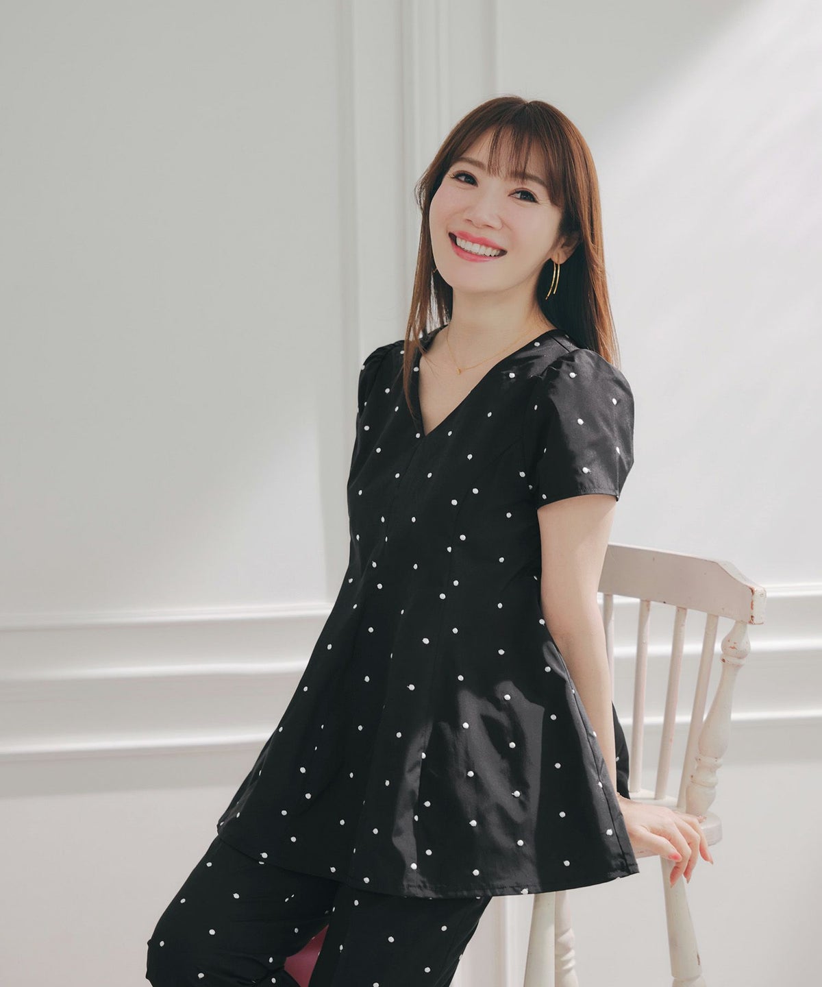 手洗い可 セットアップ対応可 水玉 かわいい 上品 きれいめ 大人カジュアル オフィス フォーマル フェミニン 体型カバー Vネック ジョイントスペース