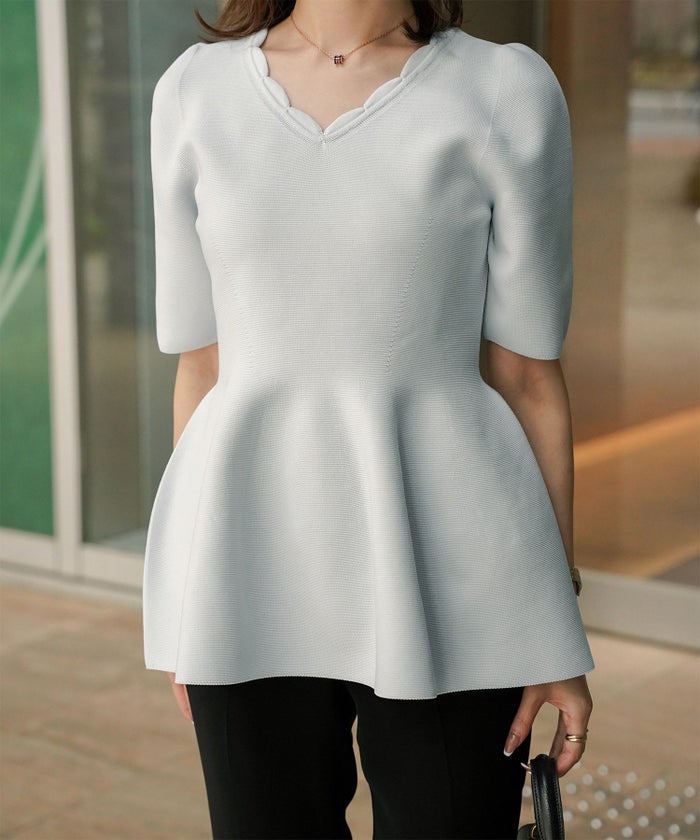 レディース ニットトップス  サマーニット スカラップ 半袖 きれいめ 上品 洗える ホワイト サックス ブラック S M