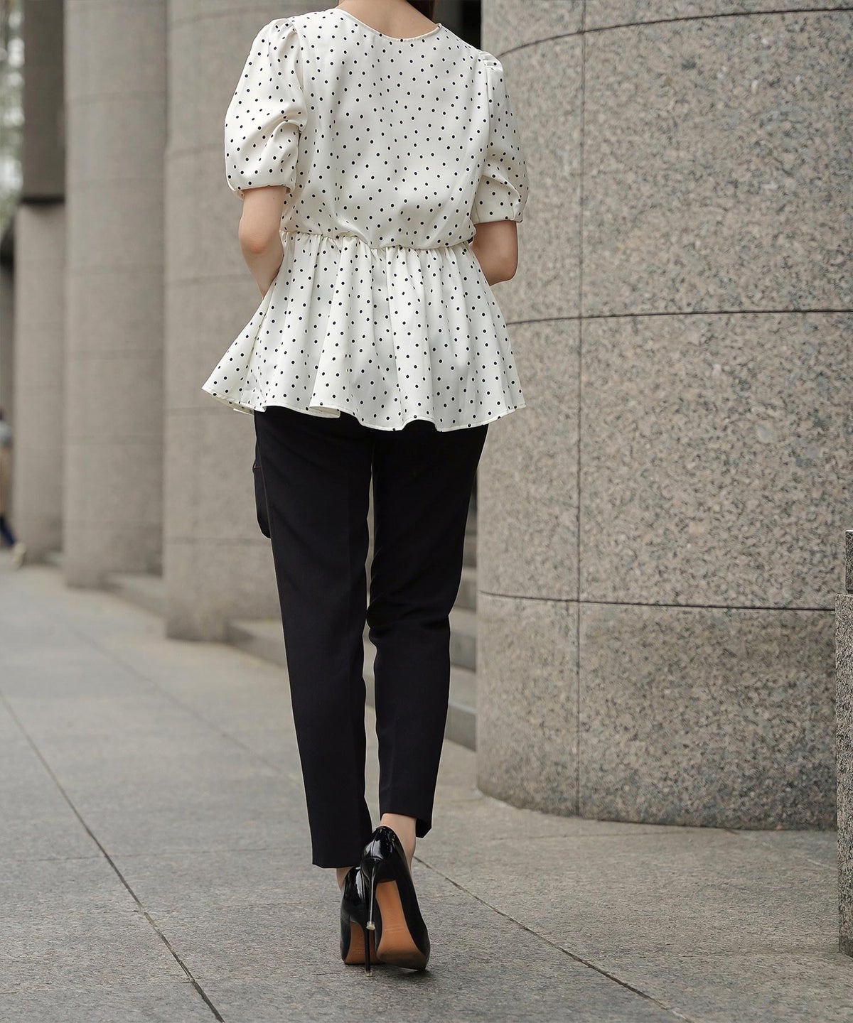 レディース ブラウス 2way ドット ペプラム きれいめ 洗える ホワイト ブラック