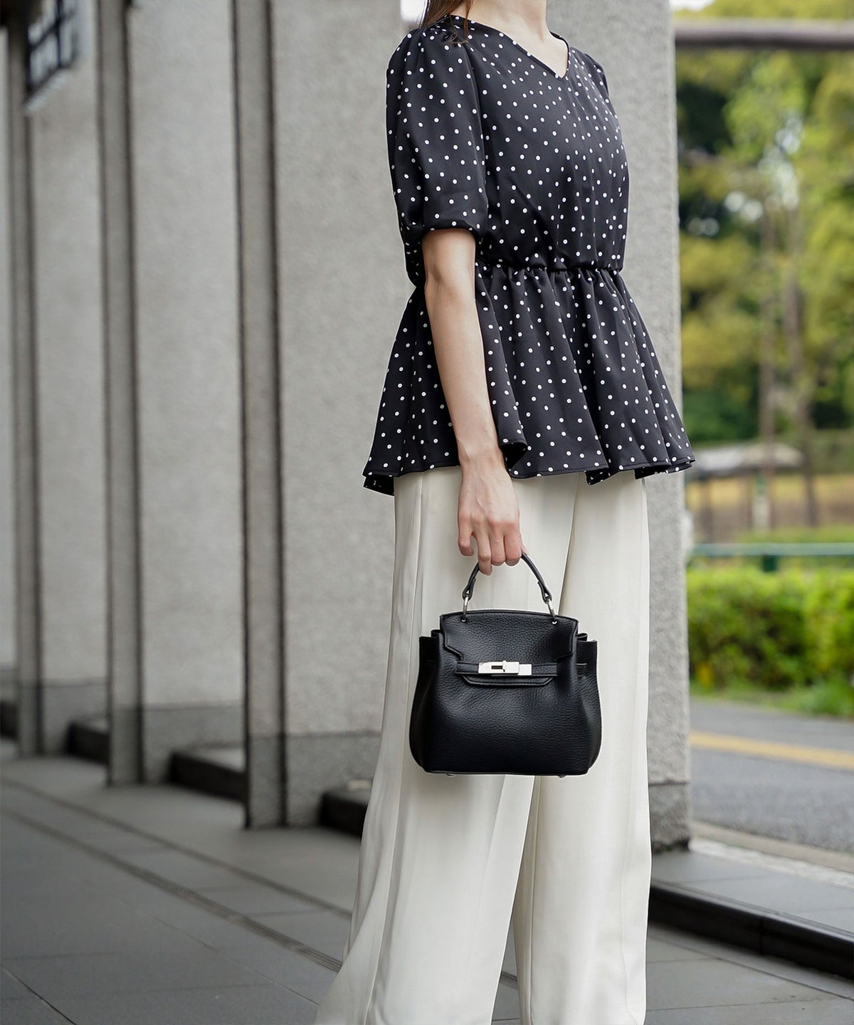レディース ブラウス 2way ドット ペプラム きれいめ 洗える ホワイト ブラック