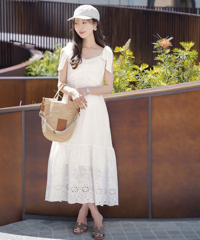 レディース/ワンピース/コットンワンピース/レースワンピース/花柄/春/夏/秋/レイヤード/ノースリーブ/キャミワンピース/ラベンダー/ミント/ピンクベージュ/ホワイト/可愛い/上品/フェミニン/カジュアル/エレガント/ヘルシー/綿/レース/ゴム入り