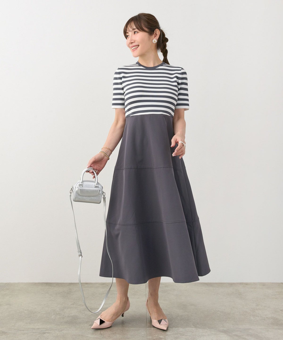 手洗い可上品きれいめボーダー柄大人可愛いオフィスカジュアルフェニミンオフィス白黒ジョイントスペース