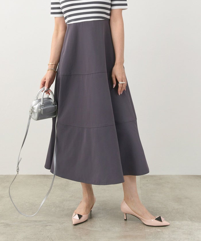 手洗い可上品きれいめボーダー柄大人可愛いオフィスカジュアルフェニミンオフィス白黒ジョイントスペース