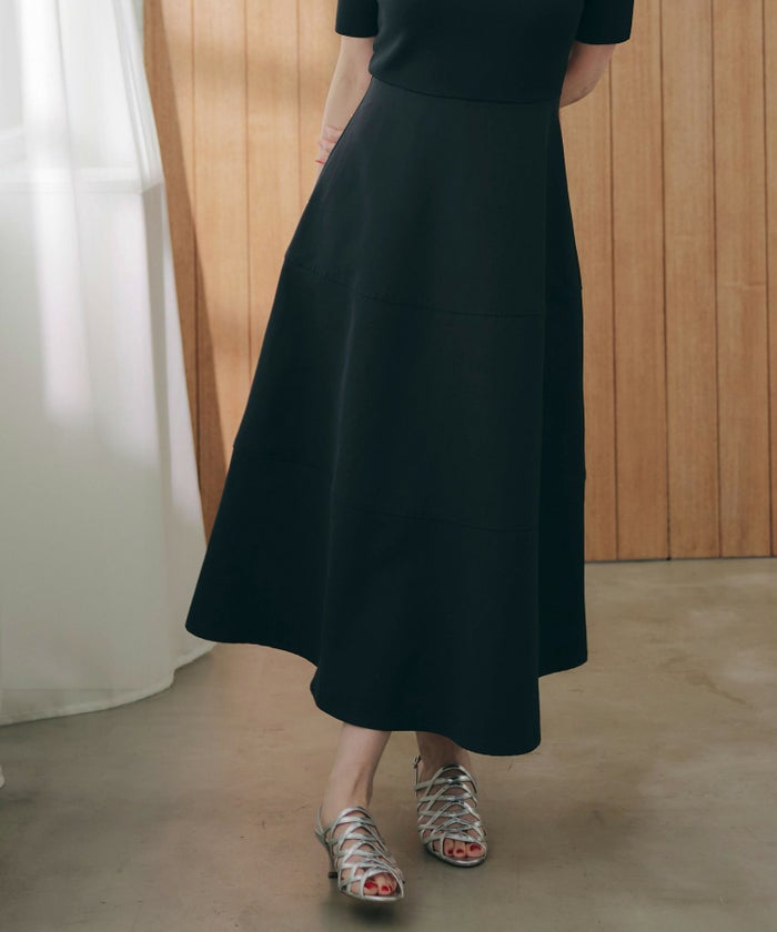 手洗い可上品きれいめボーダー柄大人可愛いオフィスカジュアルフェニミンオフィス白黒ジョイントスペース