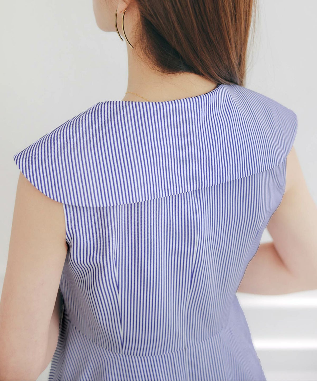 手洗い可上品きれいめ柄体型カバー大人可愛いオフィスカジュアルフェニミンオフィス白黒ジョイントスペース