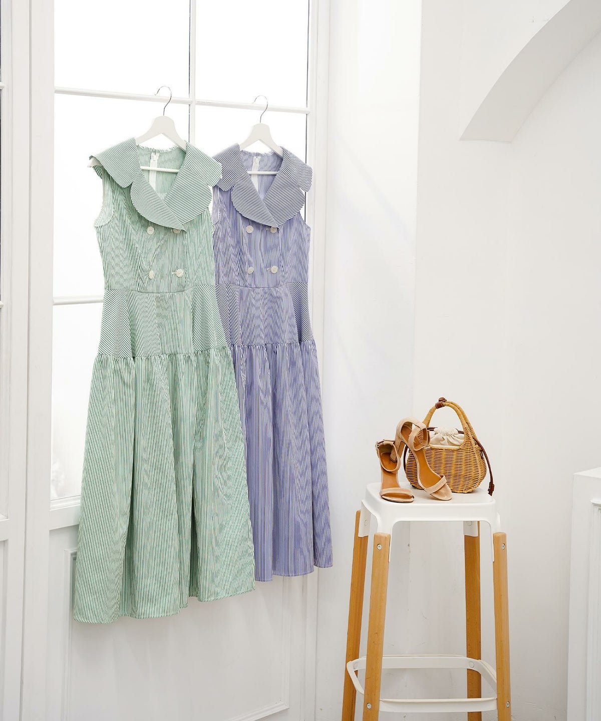 手洗い可上品きれいめ柄体型カバー大人可愛いオフィスカジュアルフェニミンオフィス白黒ジョイントスペース