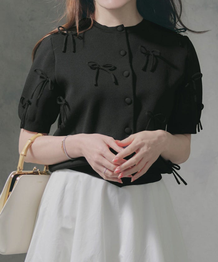 手洗い可ラウンドネック裾リブおしゃれフェミニン上品大人可愛いきれいめ大人カジュアルくるみ釦ジョイントスペース