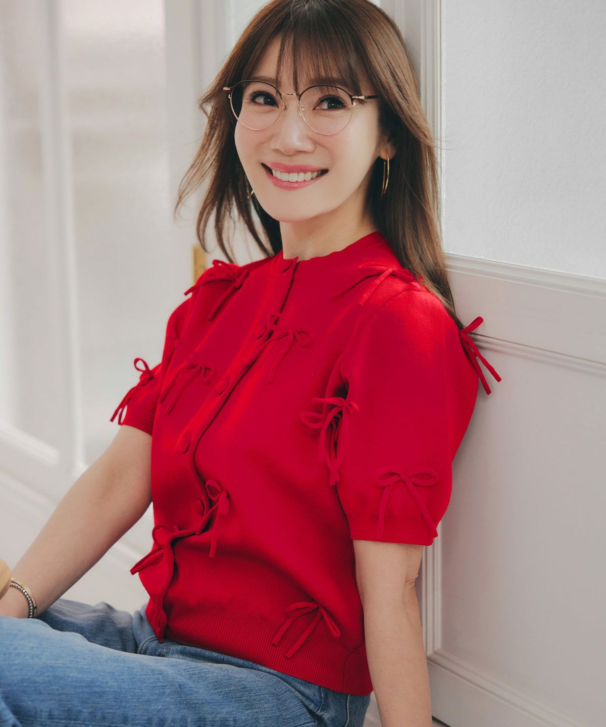 手洗い可ラウンドネック裾リブおしゃれフェミニン上品大人可愛いきれいめ大人カジュアルくるみ釦ジョイントスペース