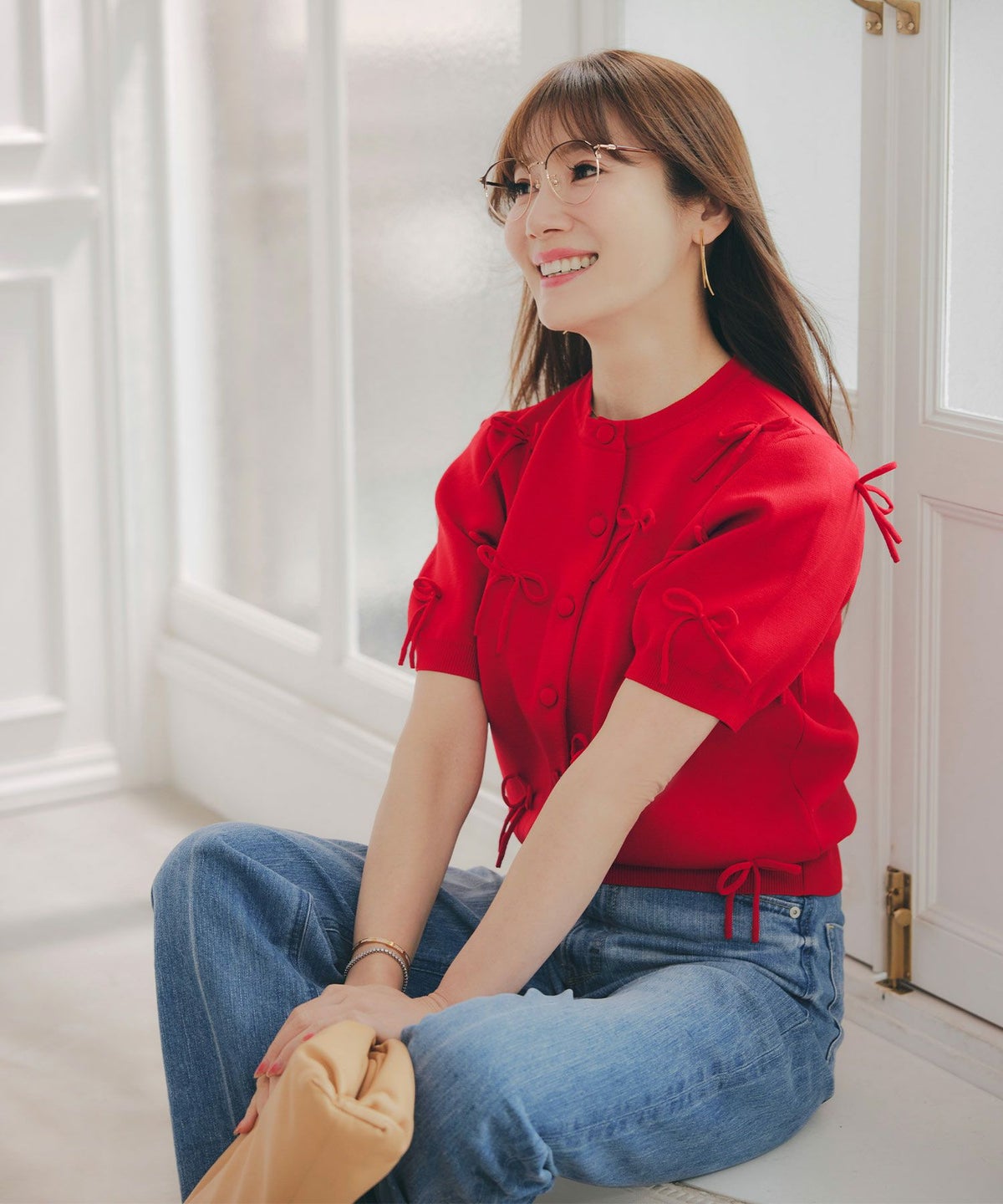 手洗い可ラウンドネック裾リブおしゃれフェミニン上品大人可愛いきれいめ大人カジュアルくるみ釦ジョイントスペース