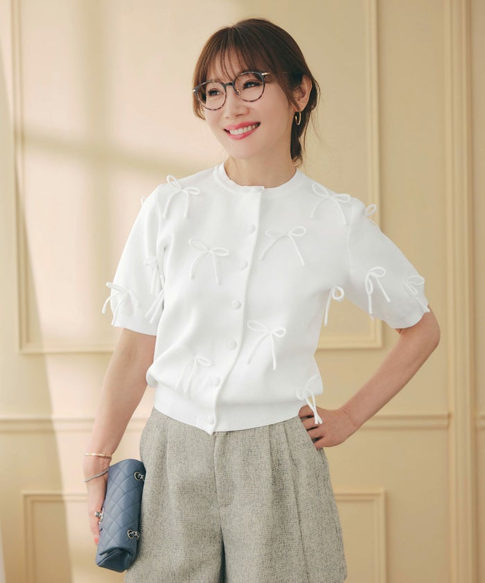 手洗い可ラウンドネック裾リブおしゃれフェミニン上品大人可愛いきれいめ大人カジュアルくるみ釦ジョイントスペース