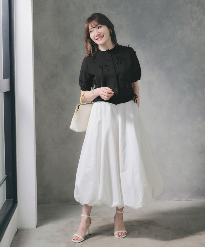 手洗い可ラウンドネック裾リブおしゃれフェミニン上品大人可愛いきれいめ大人カジュアルくるみ釦ジョイントスペース