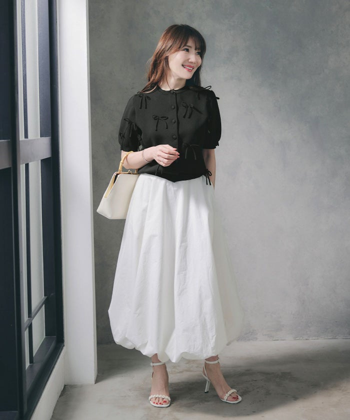 手洗い可ラウンドネック裾リブおしゃれフェミニン上品大人可愛いきれいめ大人カジュアルくるみ釦ジョイントスペース