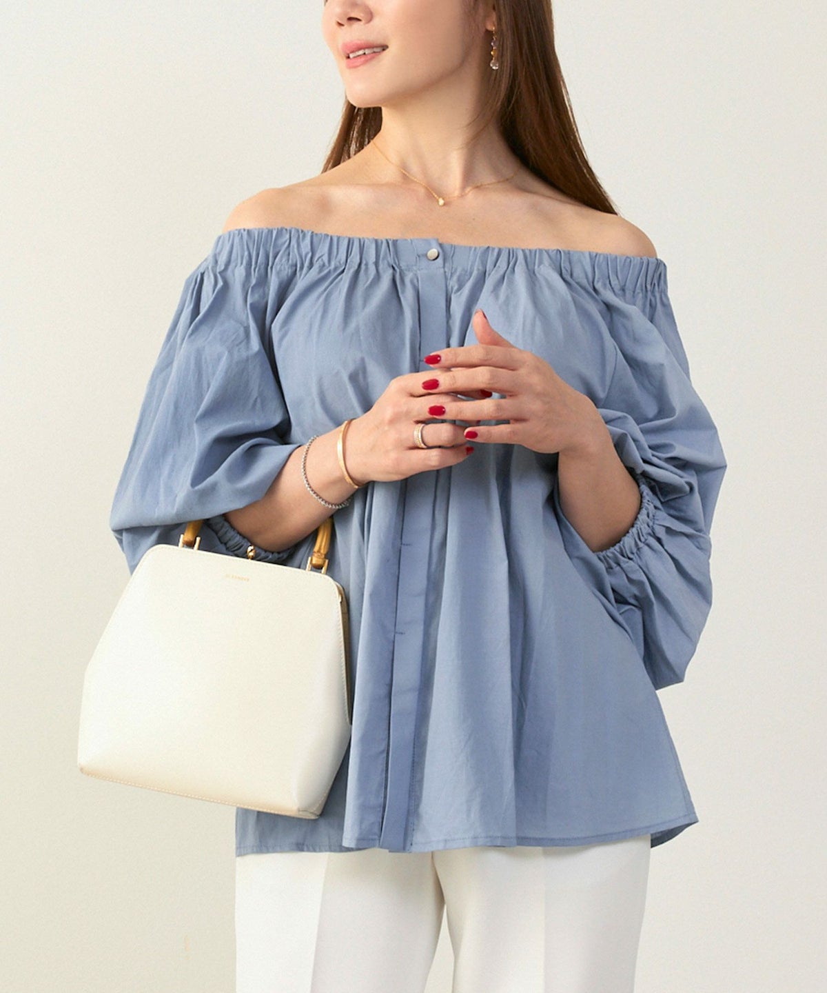 セレクト上品きれいめボリュームスリーブフリーサイズオフィスカジュアルフェミニンシンプルゆったり体型カバージョイントスペース