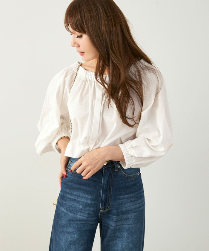 セレクト上品きれいめボリュームスリーブフリーサイズオフィスカジュアルフェミニンシンプルゆったり体型カバージョイントスペース