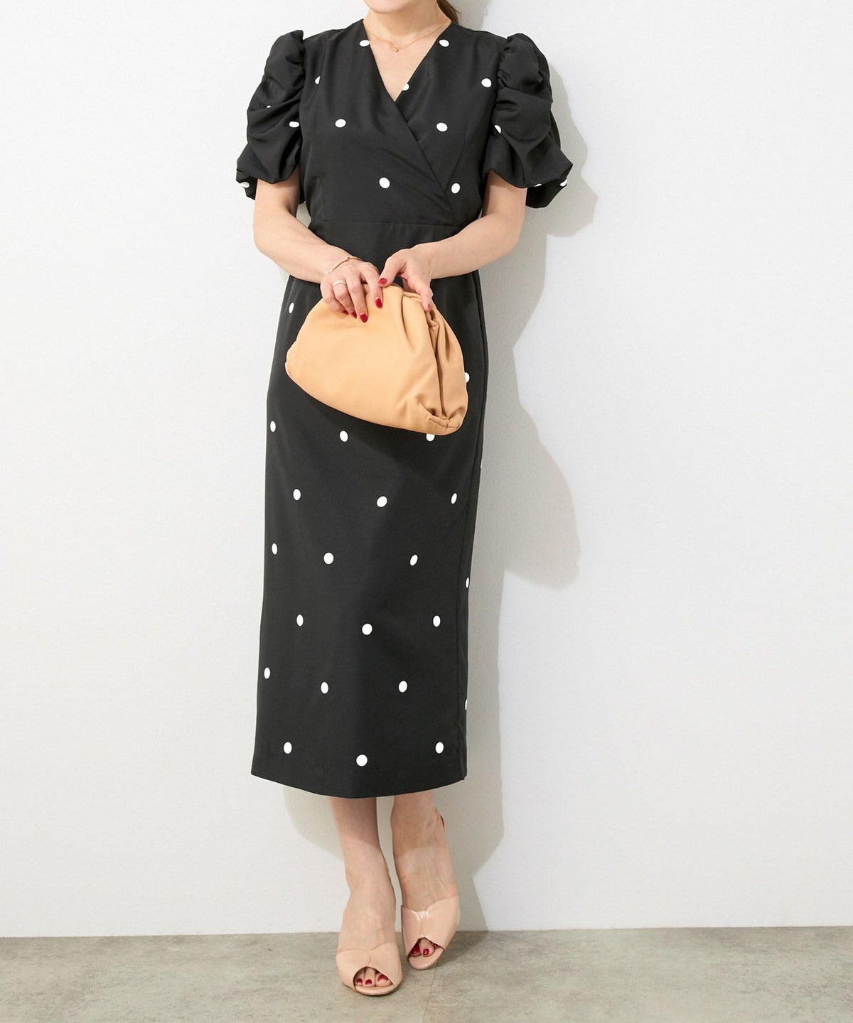 手洗い可Vネックタイトオケージョンセレモニーおしゃれフェミニン上品大人可愛いきれいめ半袖夏柄ジョイントスペース