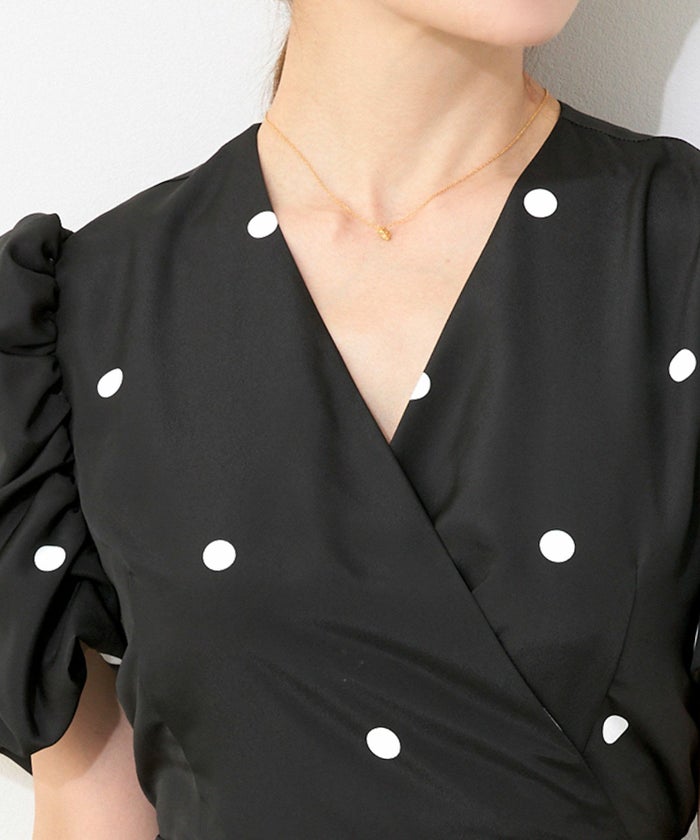 手洗い可Vネックタイトオケージョンセレモニーおしゃれフェミニン上品大人可愛いきれいめ半袖夏柄ジョイントスペース