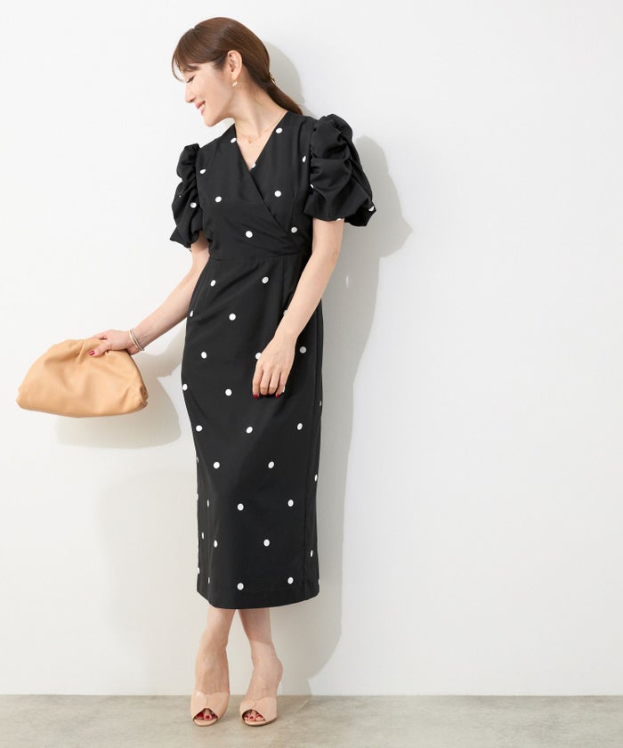 手洗い可Vネックタイトオケージョンセレモニーおしゃれフェミニン上品大人可愛いきれいめ半袖夏柄ジョイントスペース