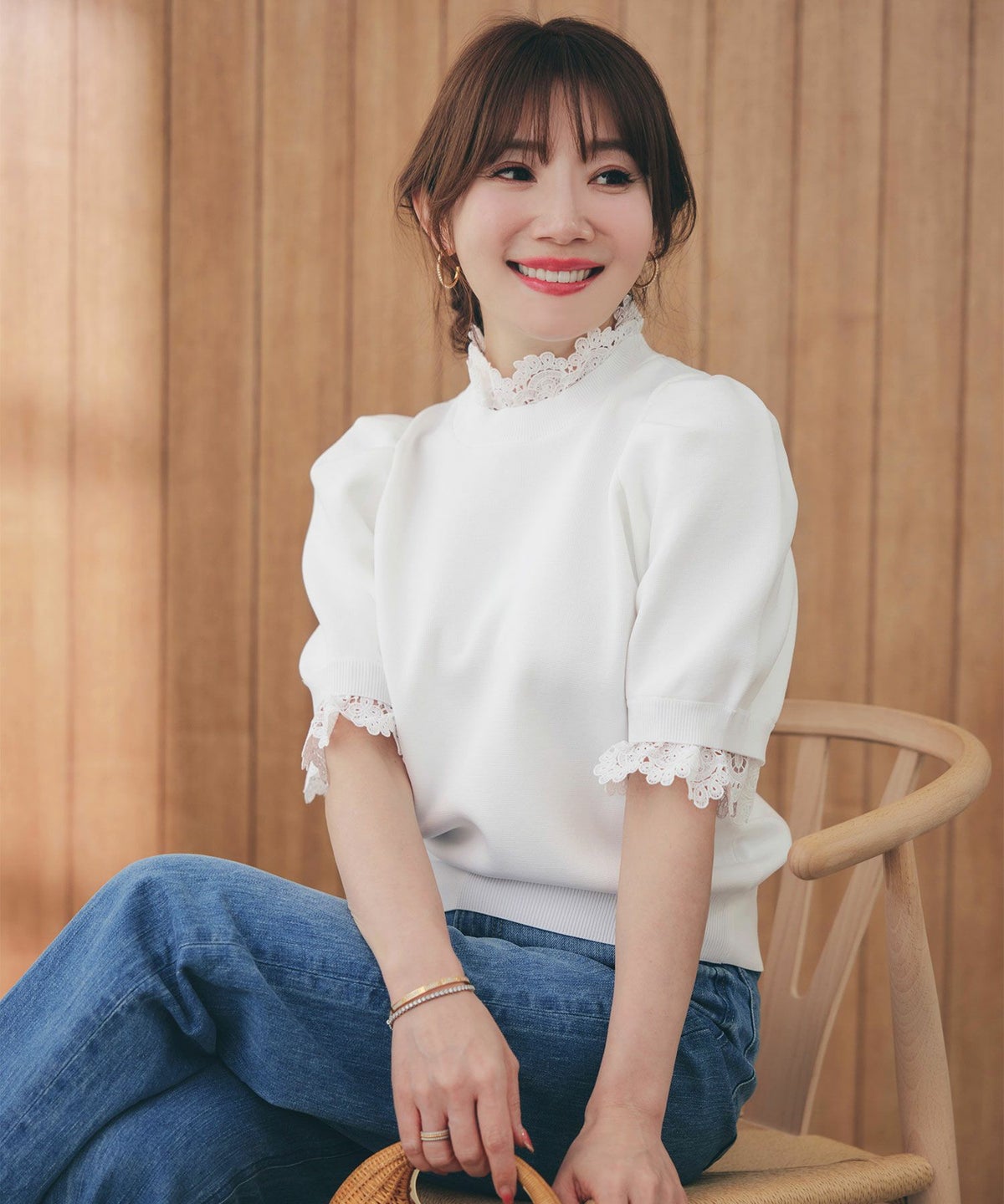 手洗い可ラウンドネック裾リブおしゃれフェミニンオフィス上品大人可愛いきれいめ大人カジュアルジョイントスペース