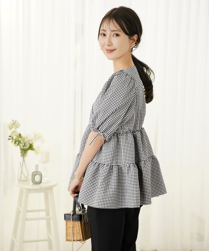 レディース/トップス/ブラウス/ギャザー/ペプラム/ボリューム/フレア/半袖/パフスリーブ/袖口ゴム/ウエストゴム/ギンガムチェック/柄/ホワイト/ピンク/ブラック/イージーケア/春/夏/秋