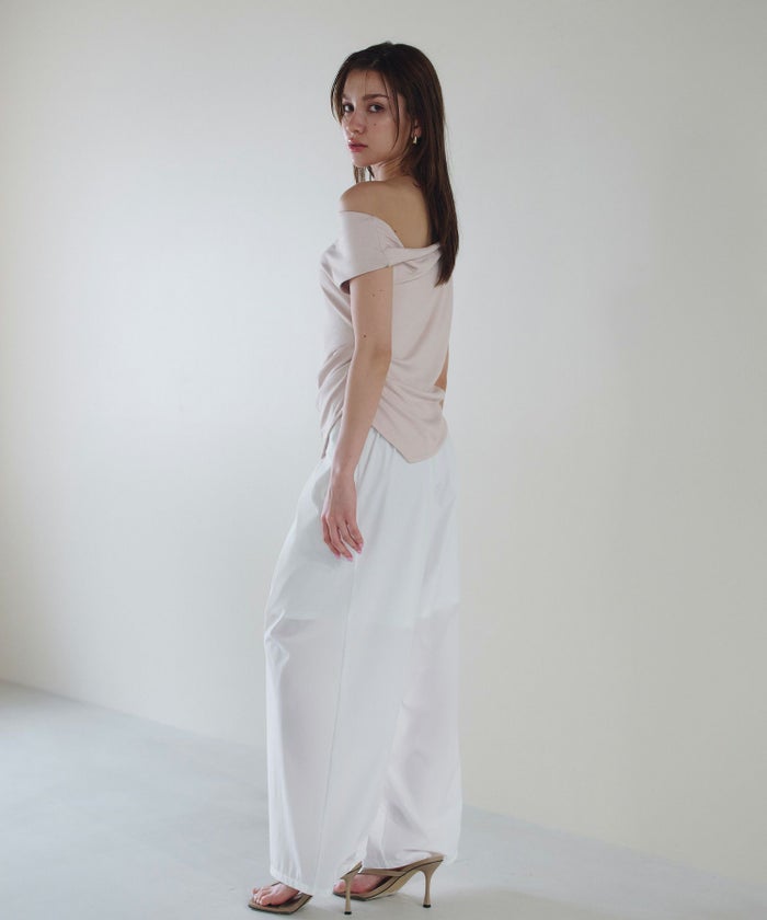 アシンメトリー オフショル プルオーバー KINO THE KEI