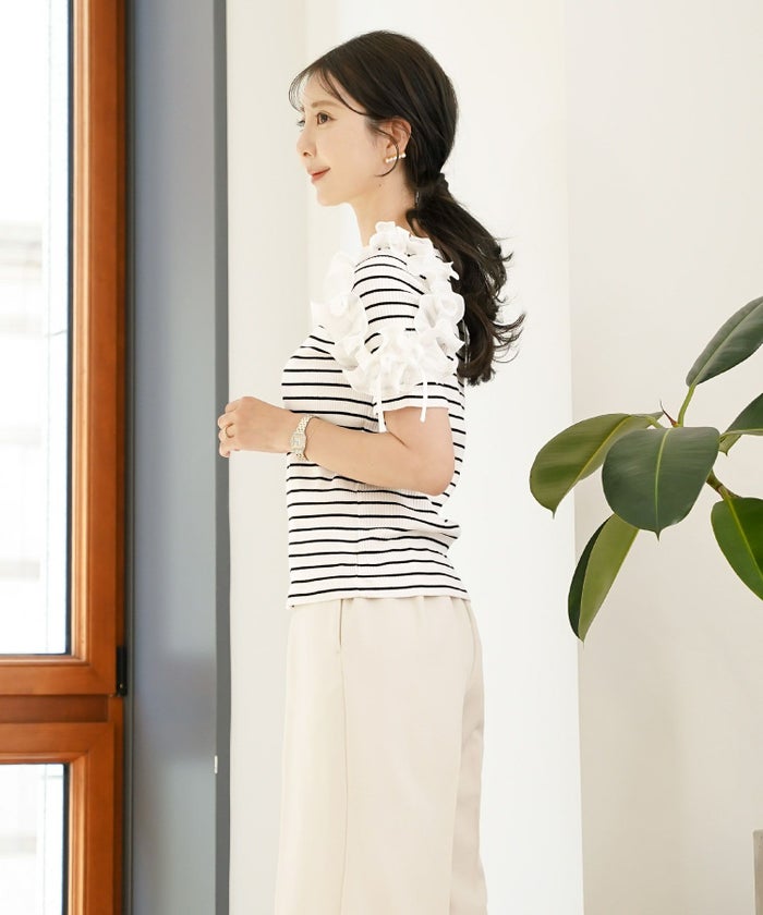 レディース/カットソー/トップス/フリル/プリーツ/パーツ/袖/映え/半袖/リボン/クルーネック/リブカットソー/ボーダー/無地/アイボリー/ピンク/ブラック/春/夏/秋/晩夏/伸縮/フェミニン/エレガント/上品/カワイイ/おしゃれ