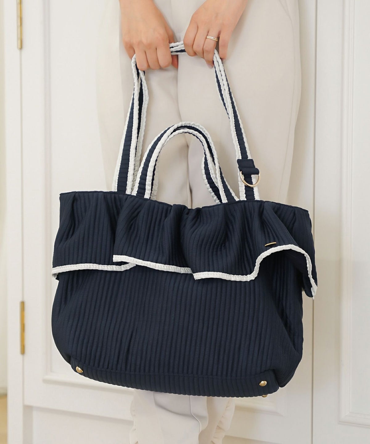 新色 バッグ グッズ トートバッグ 大容量 フリル フェミニン ナチュラル