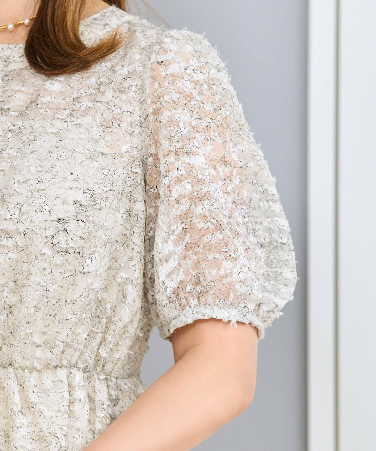 ワンピースレディースウエストゴム半袖シアー素材フリンジ春夏秋軽い洗える白柄フレアきれいめかわいい大人ジョイントスペース