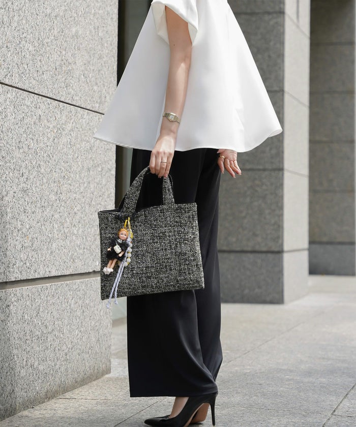 レディース ブラウス サテン フレア袖 半袖 ボリューム袖 オフィス きれいめ 上品 洗える