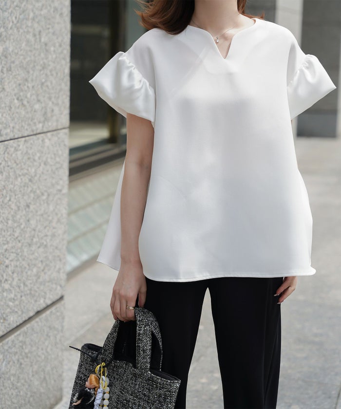 レディース ブラウス サテン フレア袖 半袖 ボリューム袖 オフィス きれいめ 上品 洗える