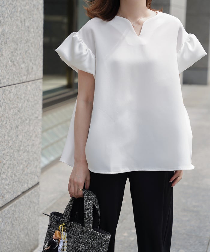 レディース ブラウス サテン フレア袖 半袖 ボリューム袖 オフィス きれいめ 上品 洗える