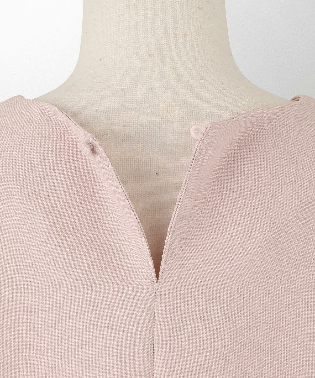 レディース ブラウス サテン フレア袖 半袖 ボリューム袖 オフィス きれいめ 上品 洗える