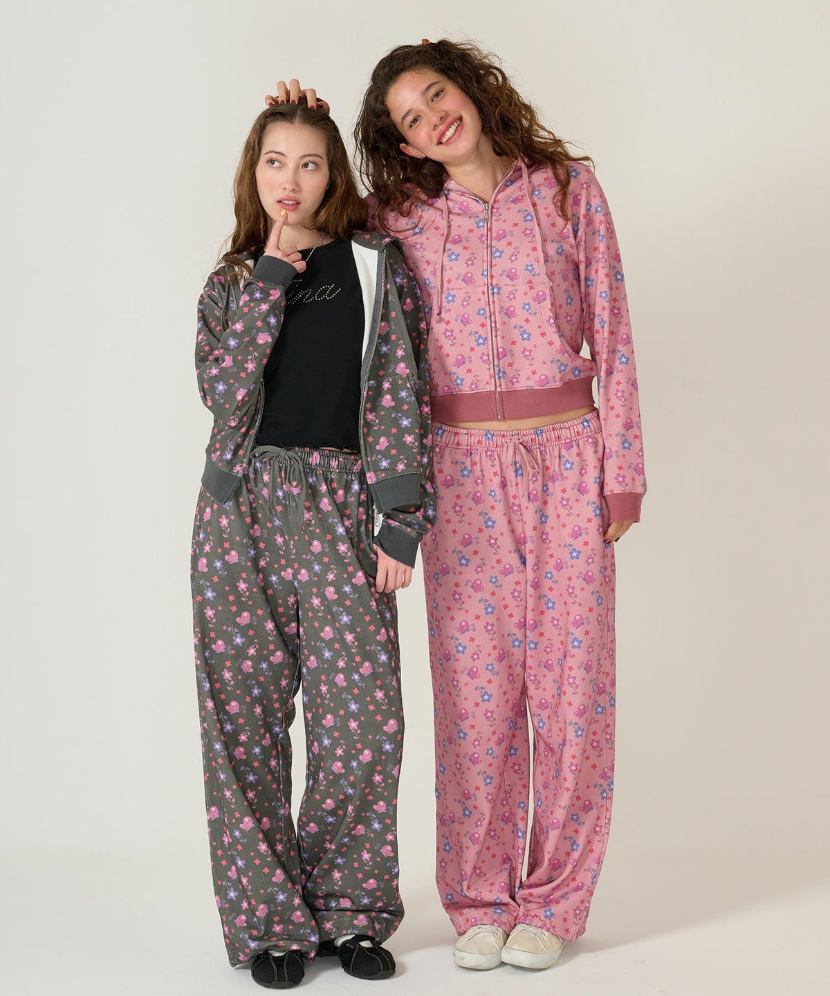 フーディ/花柄/パーカー/ピンク/ブラック