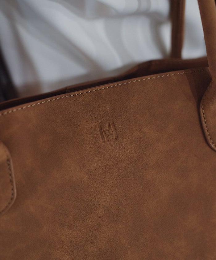 スウェード オリジナル エンボス ラージ バッグ KINO THE KEI