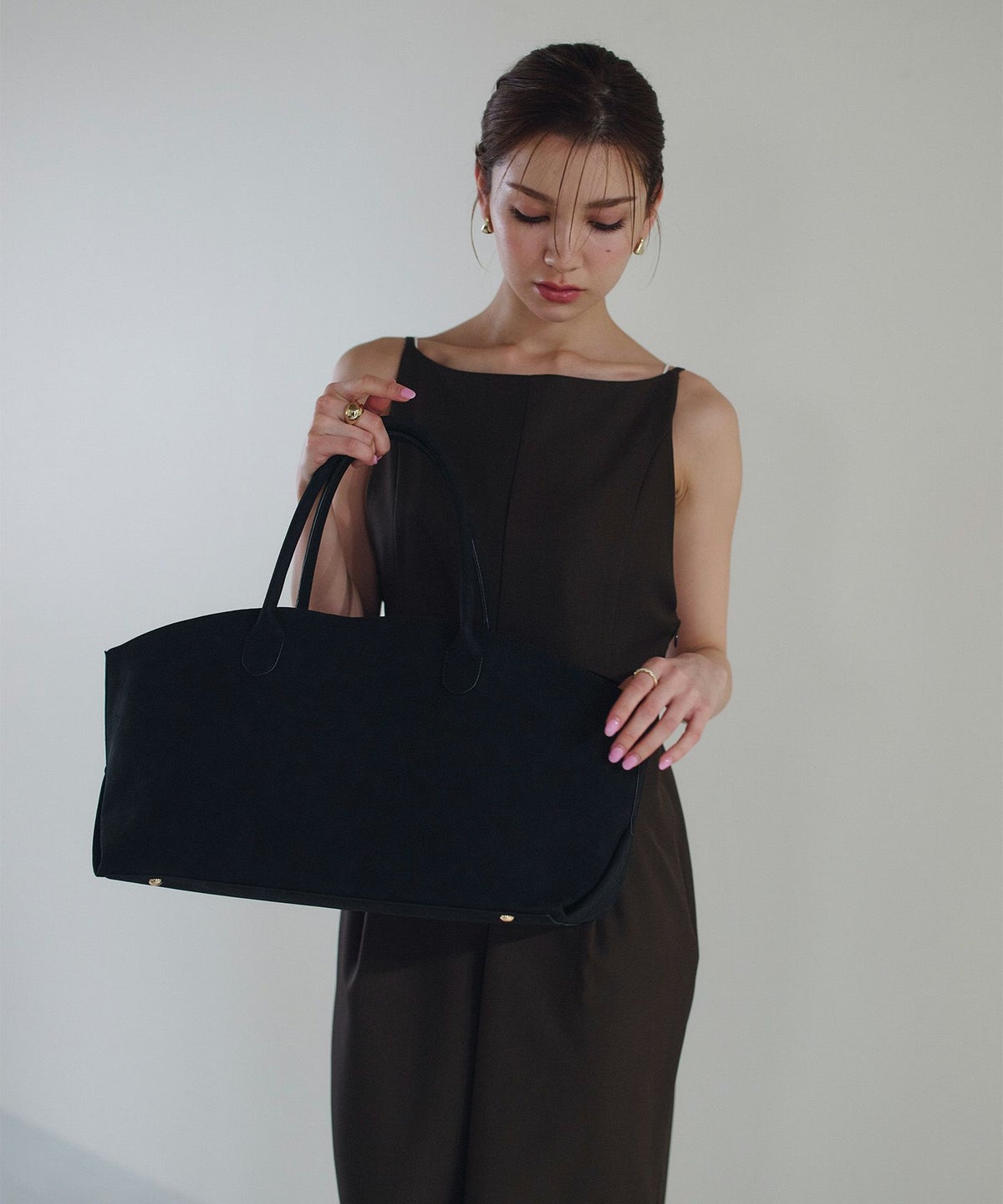 スウェード オリジナル エンボス ラージ バッグ KINO THE KEI