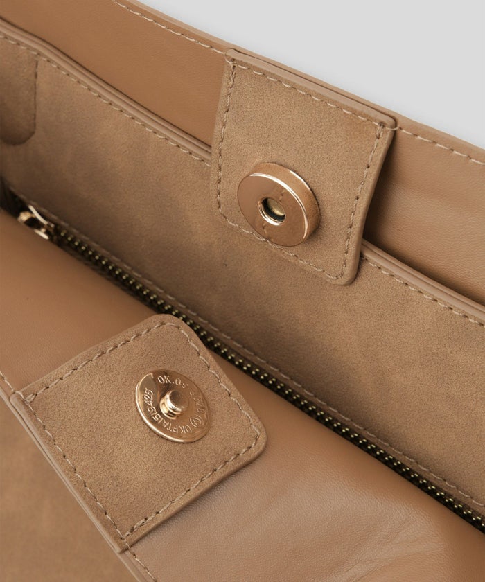 スウェード オリジナル エンボス ラージ バッグ KINO THE KEI